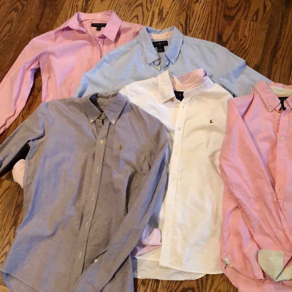 5 young women’s polo shirts